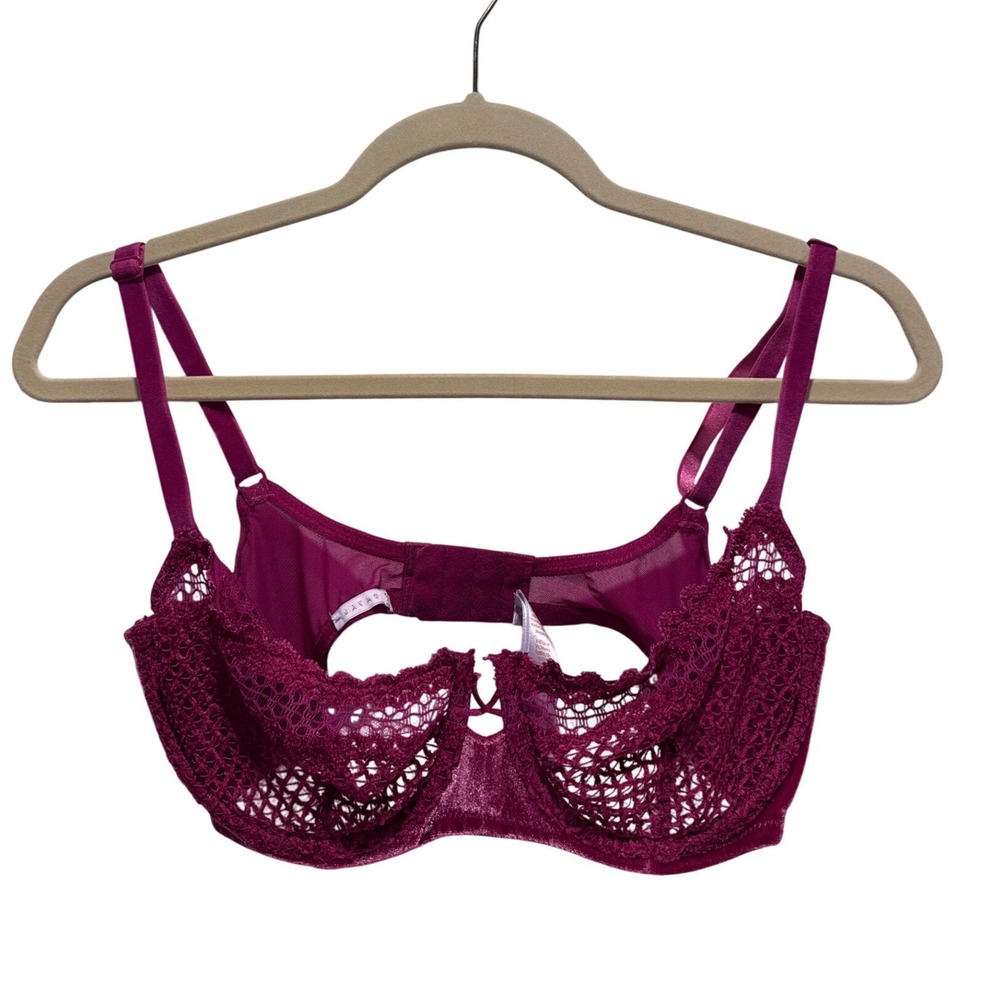 Savage X Fenty Magenta Lace Unlined Underwire Bra 34DD Velvet Scalloped Mesh